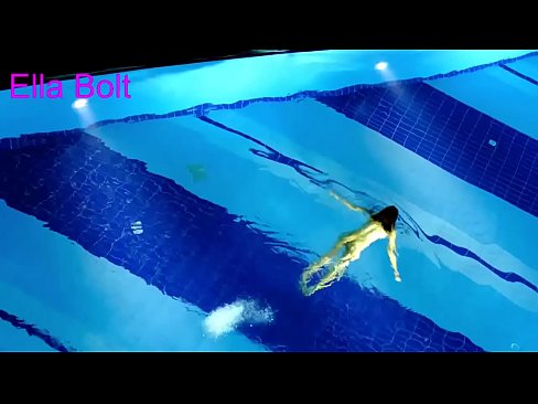 ❤️ म हेर्न रोक्न सक्दिन, जवान गोरा ELLA BOLT रिसोर्ट पूलमा नग्न पौडी खेल्दै समातियो ☑ गुदा भिडियो ne.techkoala.top मा ❤